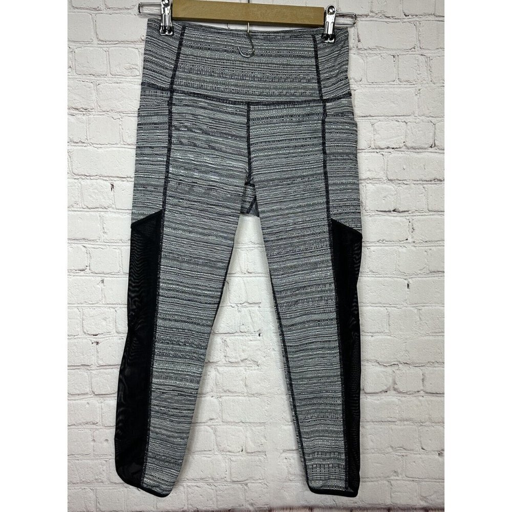 Athleta Cropped Leggings side sheer‎ mesh mid rise pockets, sz S, GUC